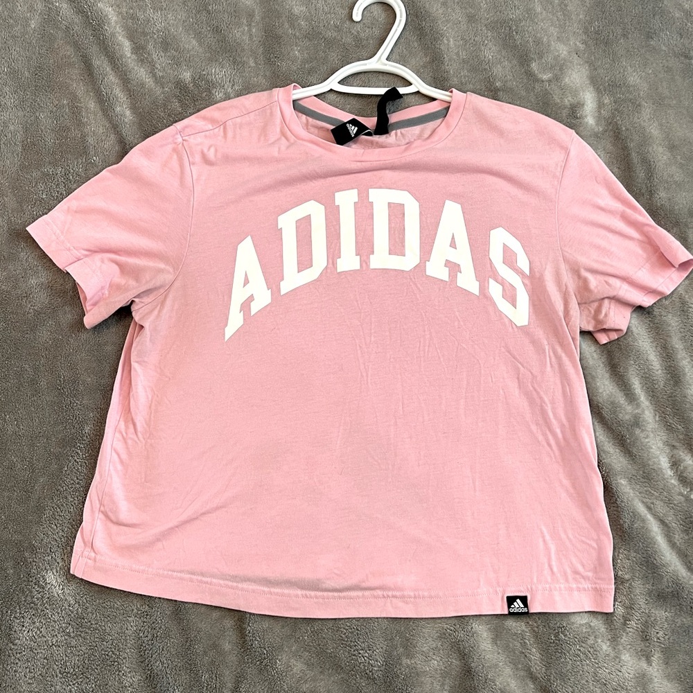 Adidas Women’s T-Shirt lightly worn